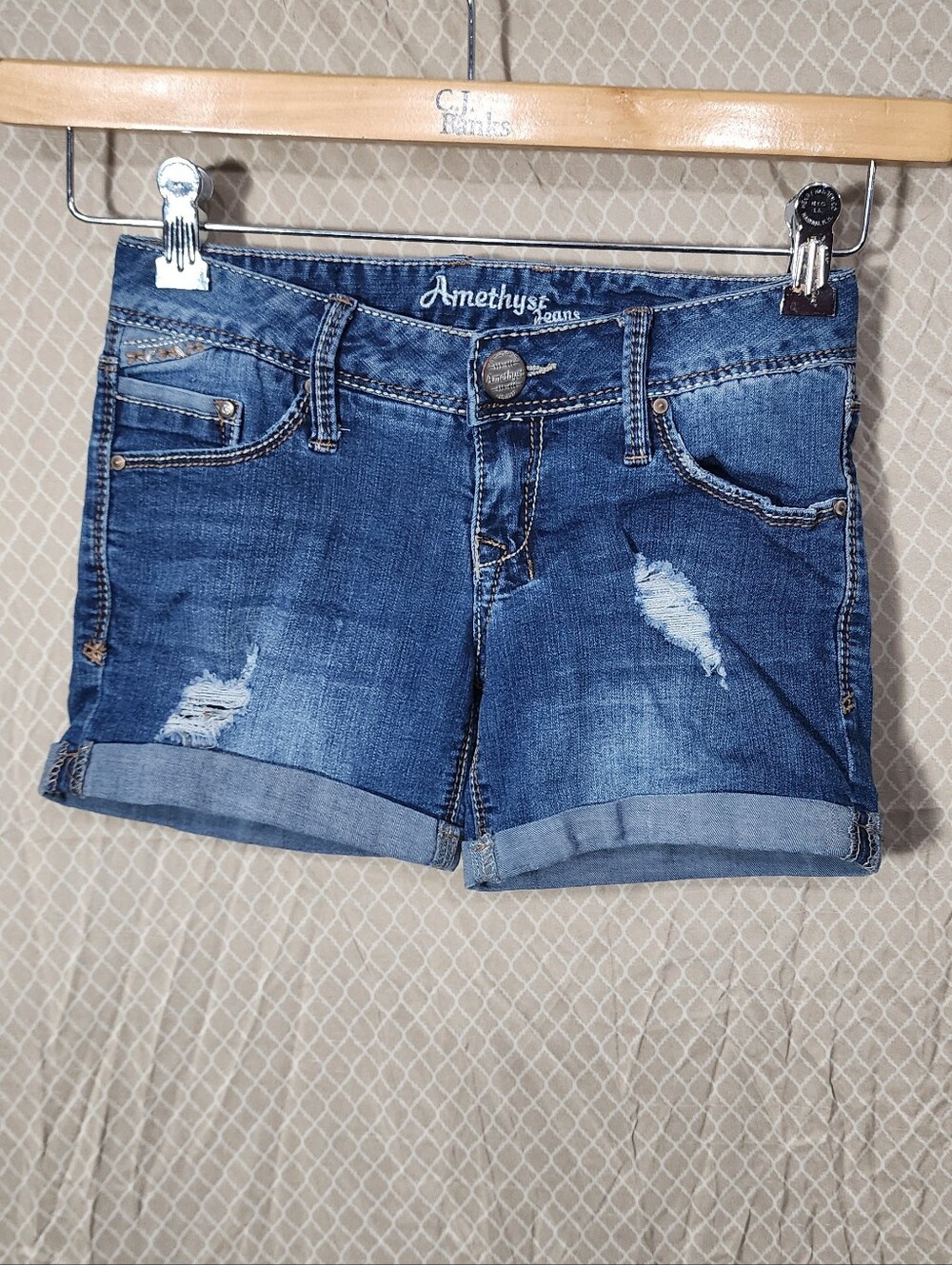 Amethyst Jean Be Beautiful Distressed Shorts Junior 0 Used Great Shape